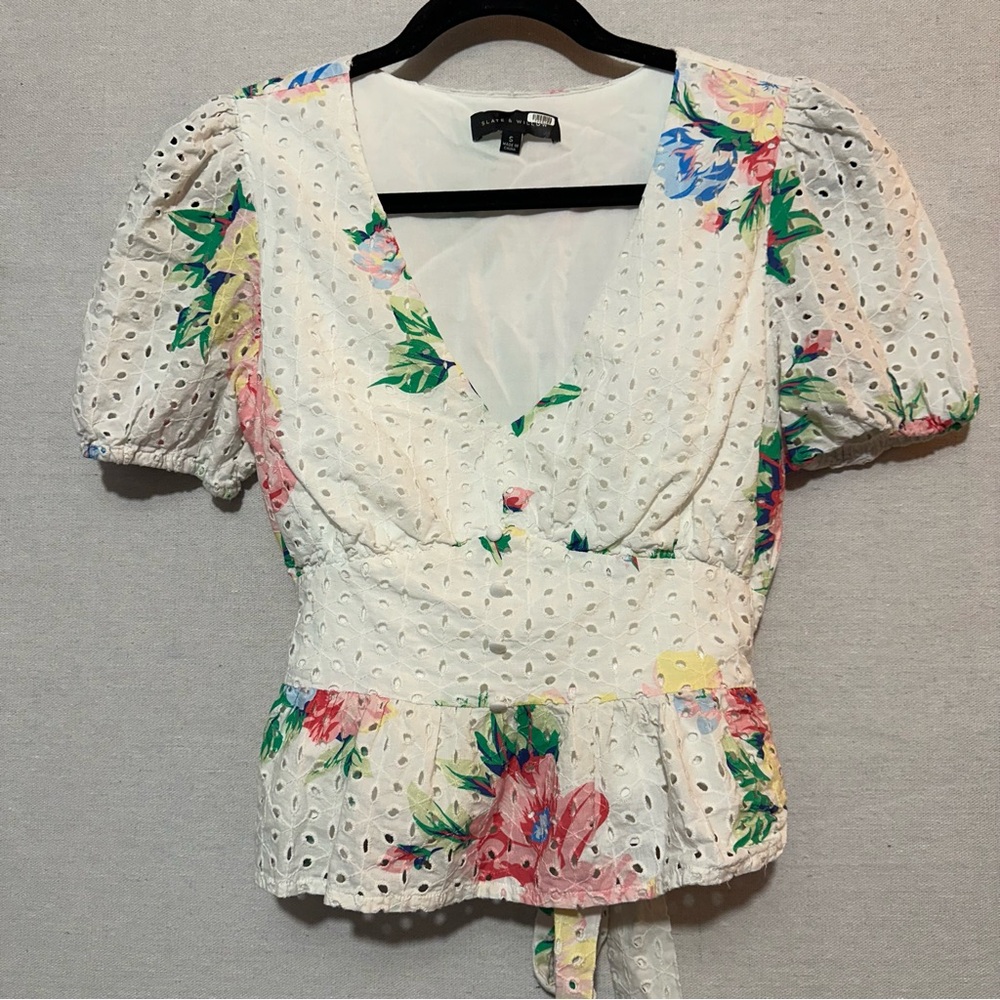 RTR Slate & Willow White Floral Top - size S - Picture 3 of 5